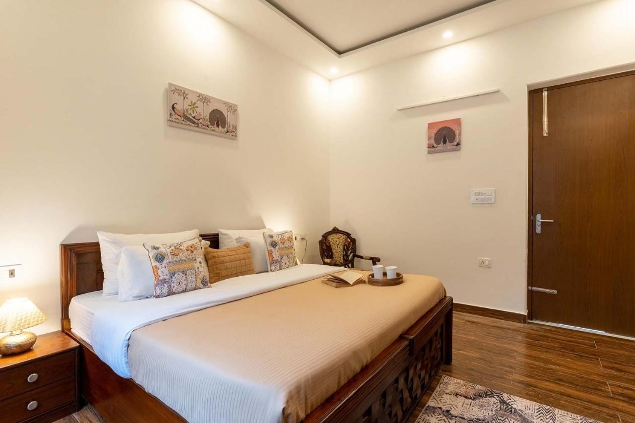 Brookvale Manor By Stayvista - Private Pool Haven With Endless Views & Indoor Fun Sohna Kültér fotó